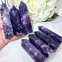 Load image into Gallery viewer, Lepidolite Tower