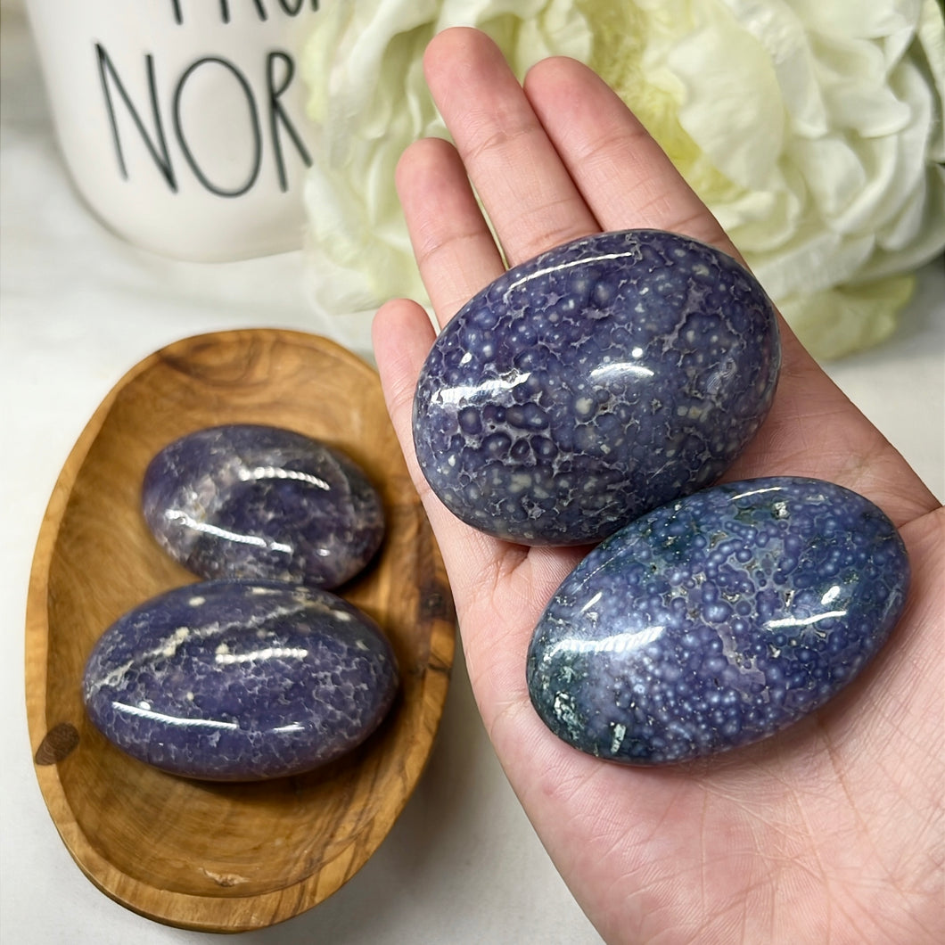 Grape Agate Palm