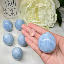 Load image into Gallery viewer, Blue Calcite Egg (with stand)
